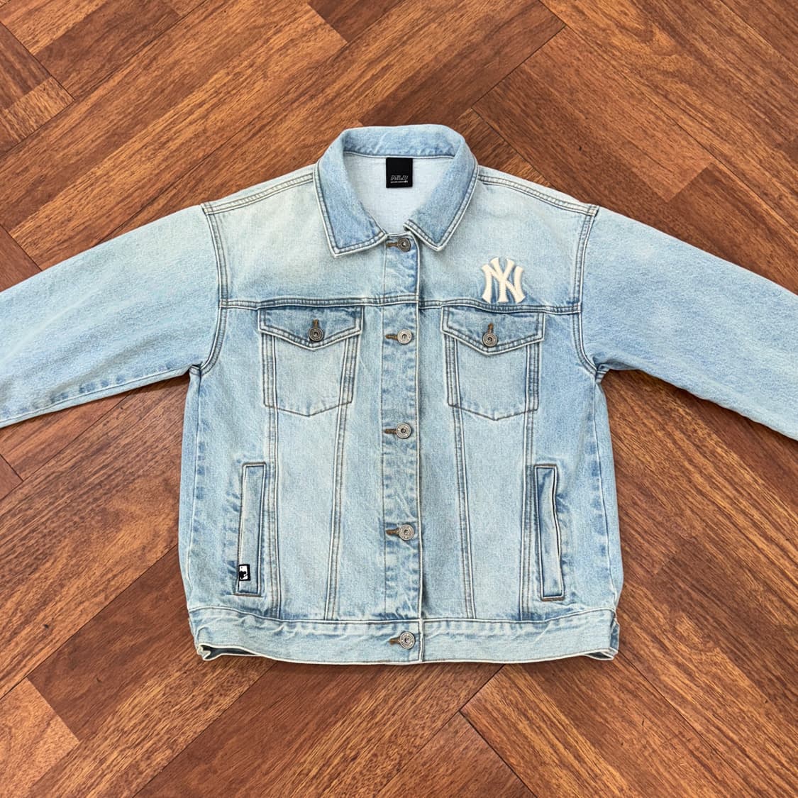 여성용 XS(100) MLB 양키스 빅로고 데님 자켓 상품이미지2