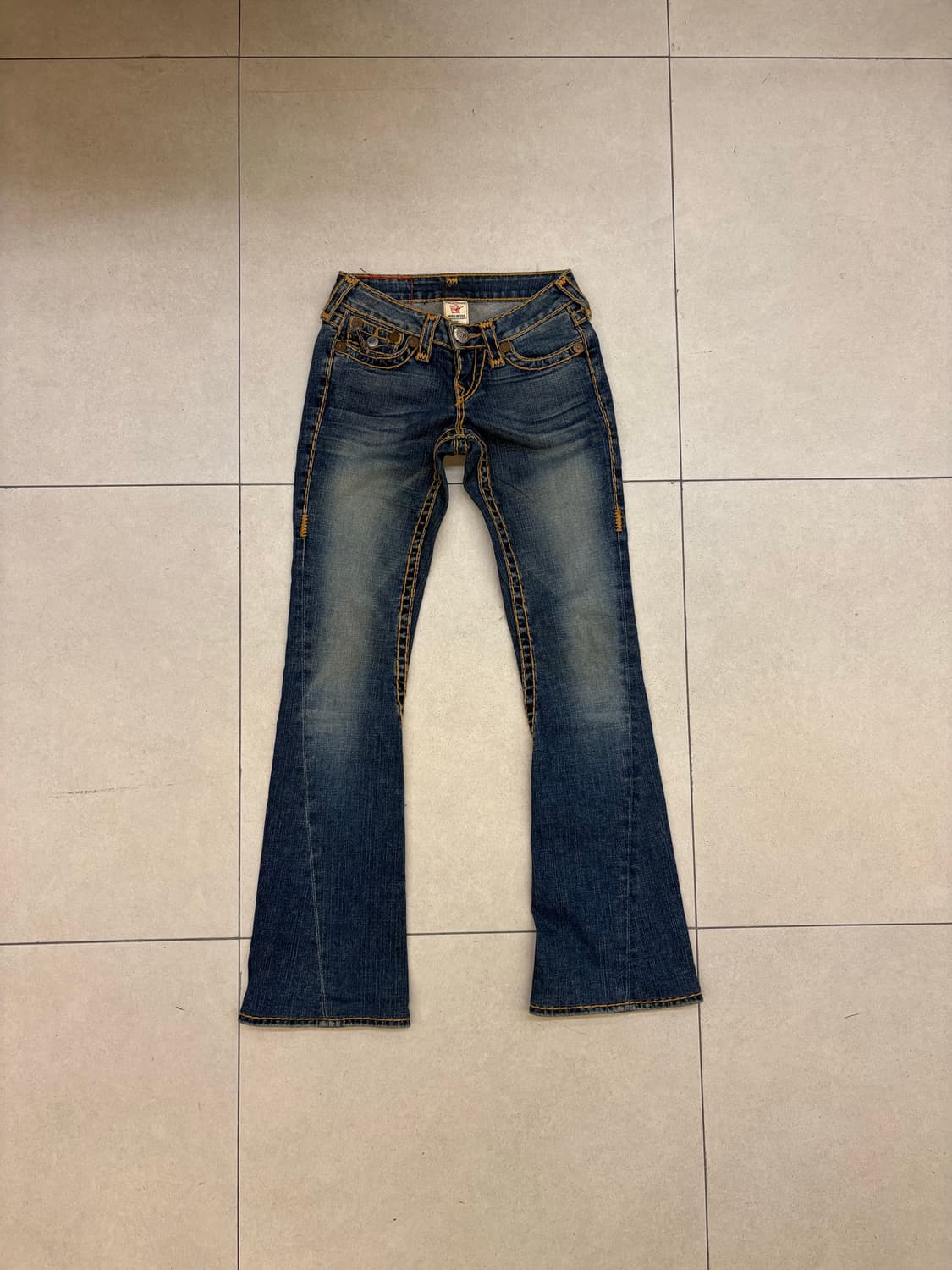 트루릴리전 JOEY SUPERT 부츠컷 데님 상품이미지6