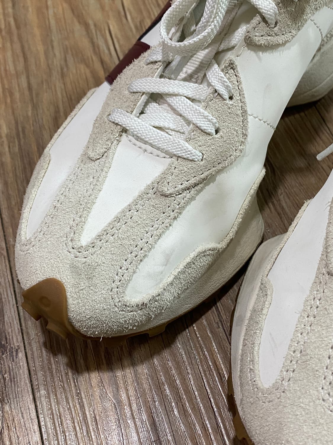 뉴발란스 327 우먼스 버건디 245 상품이미지3