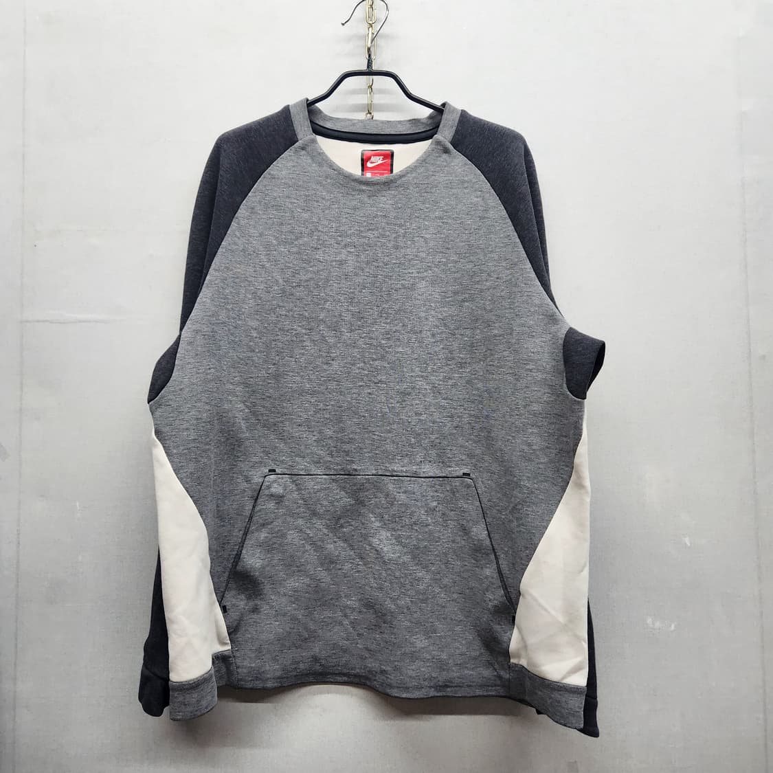 나이키 테크팩 맨투맨 2XL 상품이미지1