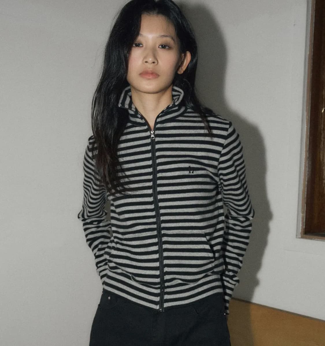 헬레네파리스 스트라이프 니트 집업 상품이미지1