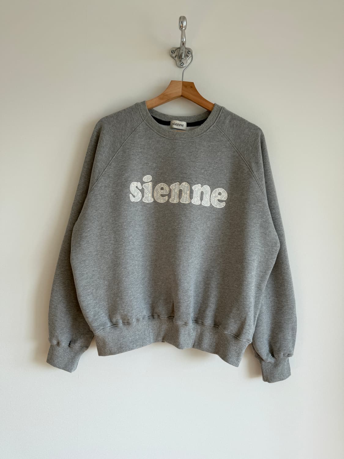 시엔느(sienne) 맨투맨 상품이미지1