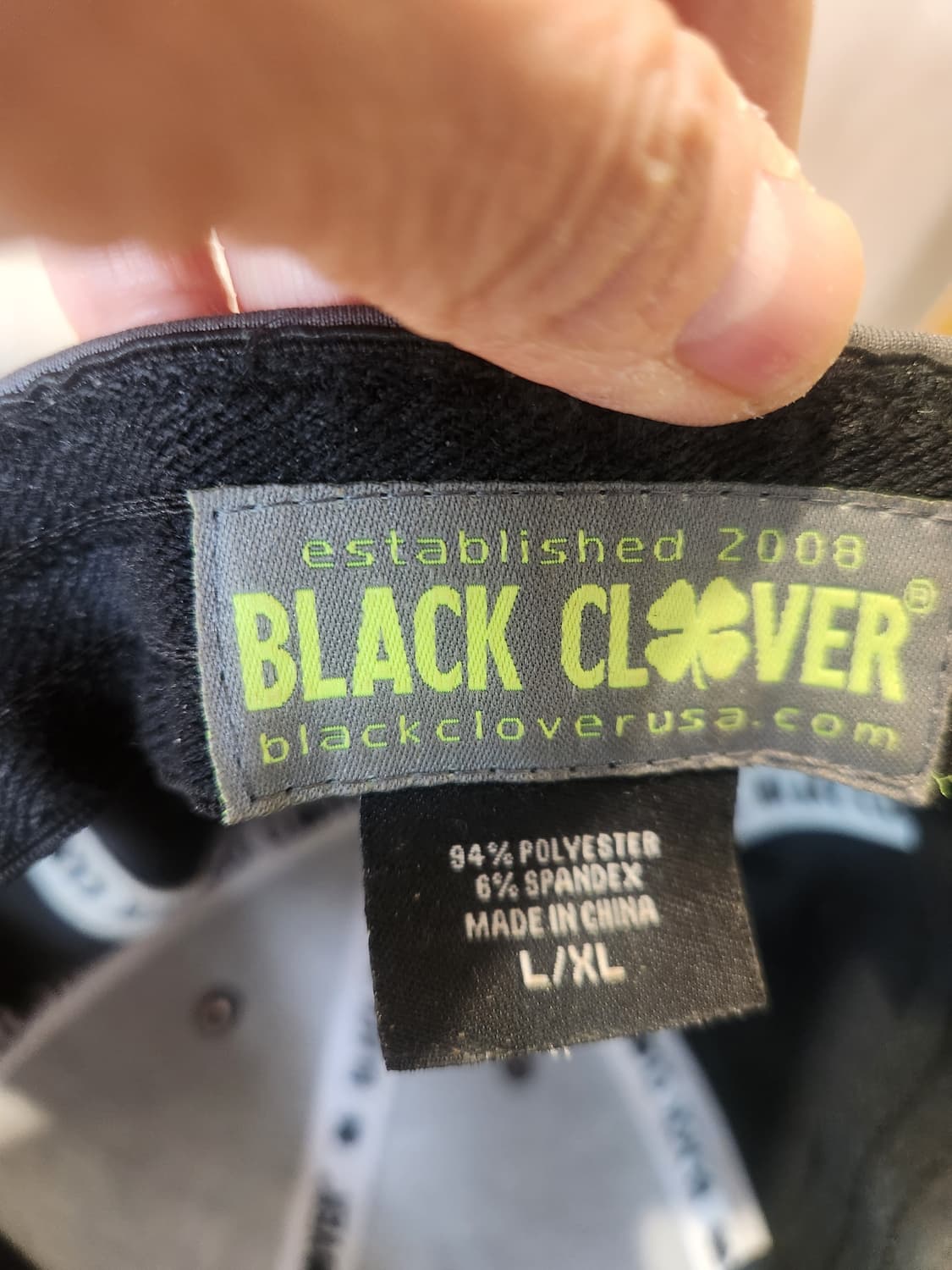 "BLACK CLOVER 🧢 Live Lucky 네온 클로버 캡"
 상품이미지6
