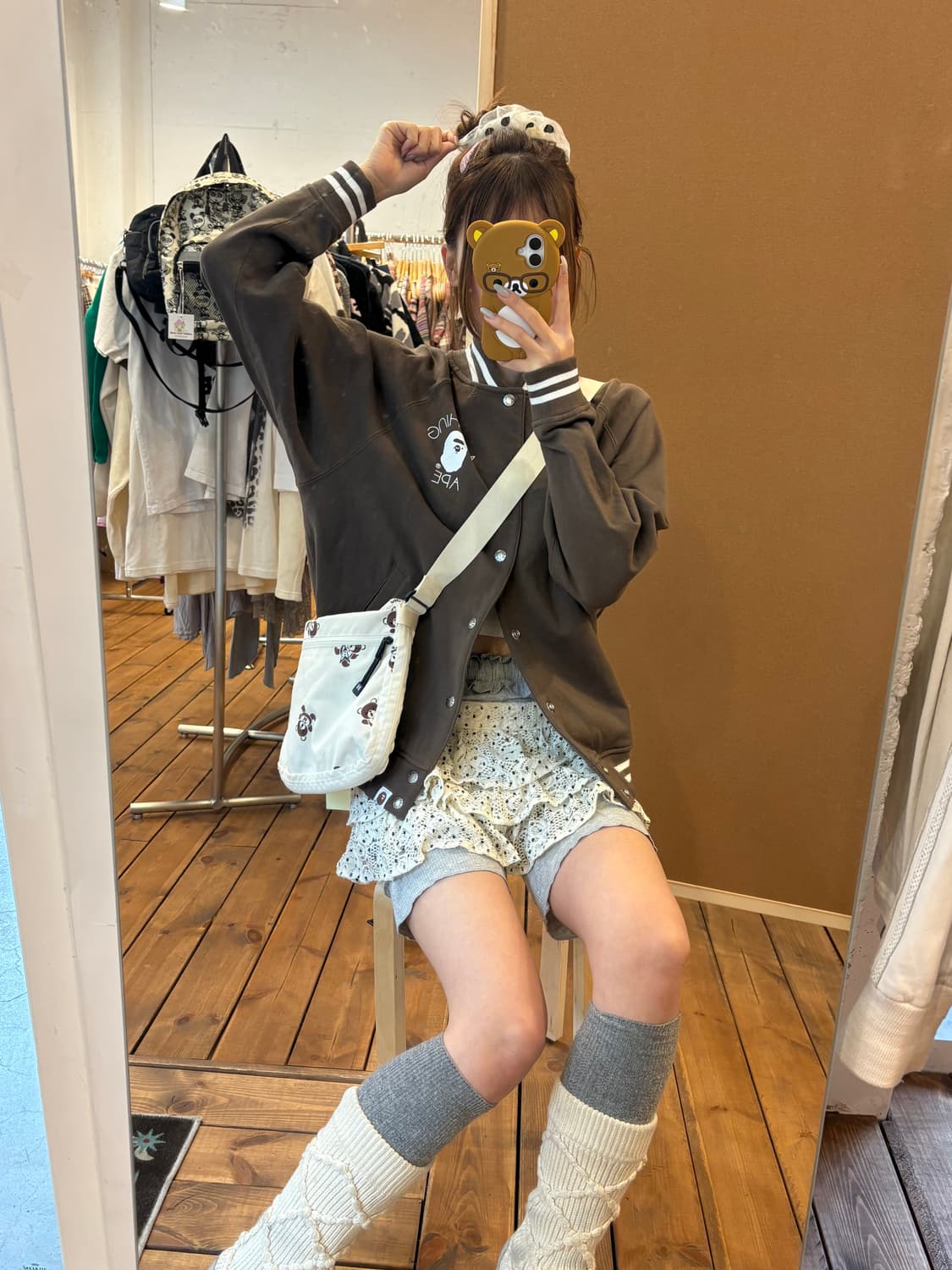 베이프 브라운 면바시티 자켓 상품이미지3