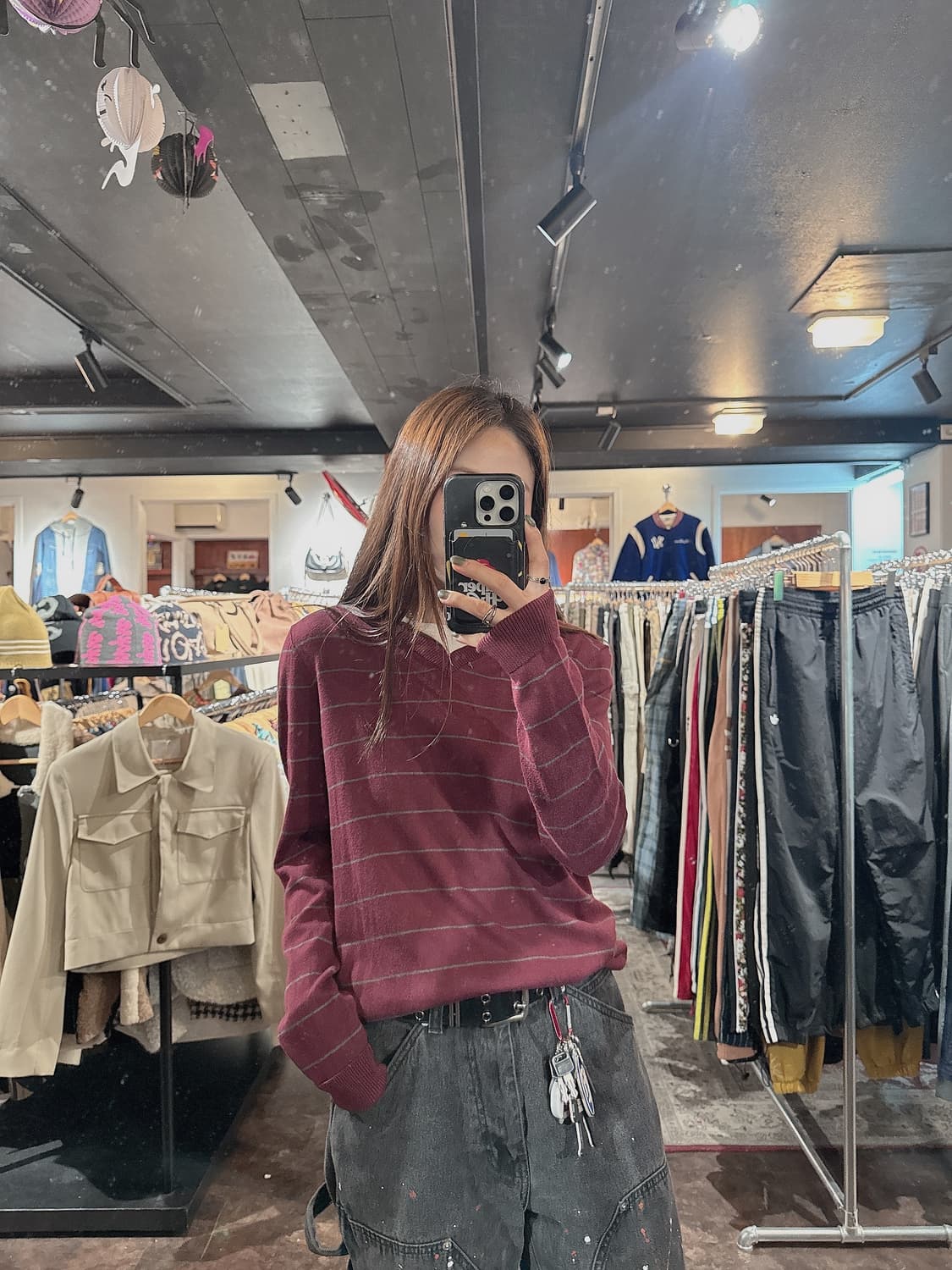 노티카 스트라이프 브이넥 니트 버건디 S 상품이미지1