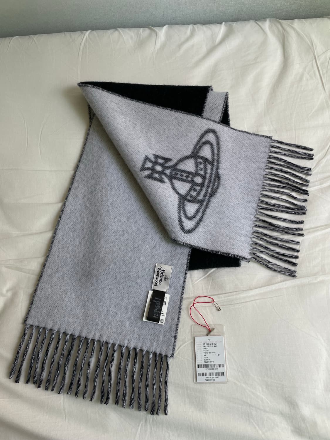 비비안웨스트우드 싱글 orb 양면 머플러 상품이미지2