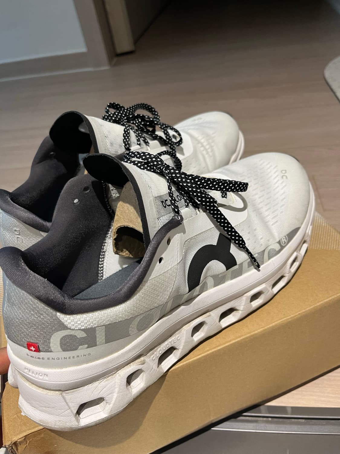 온러닝 클라우드몬스터 275 상품이미지3