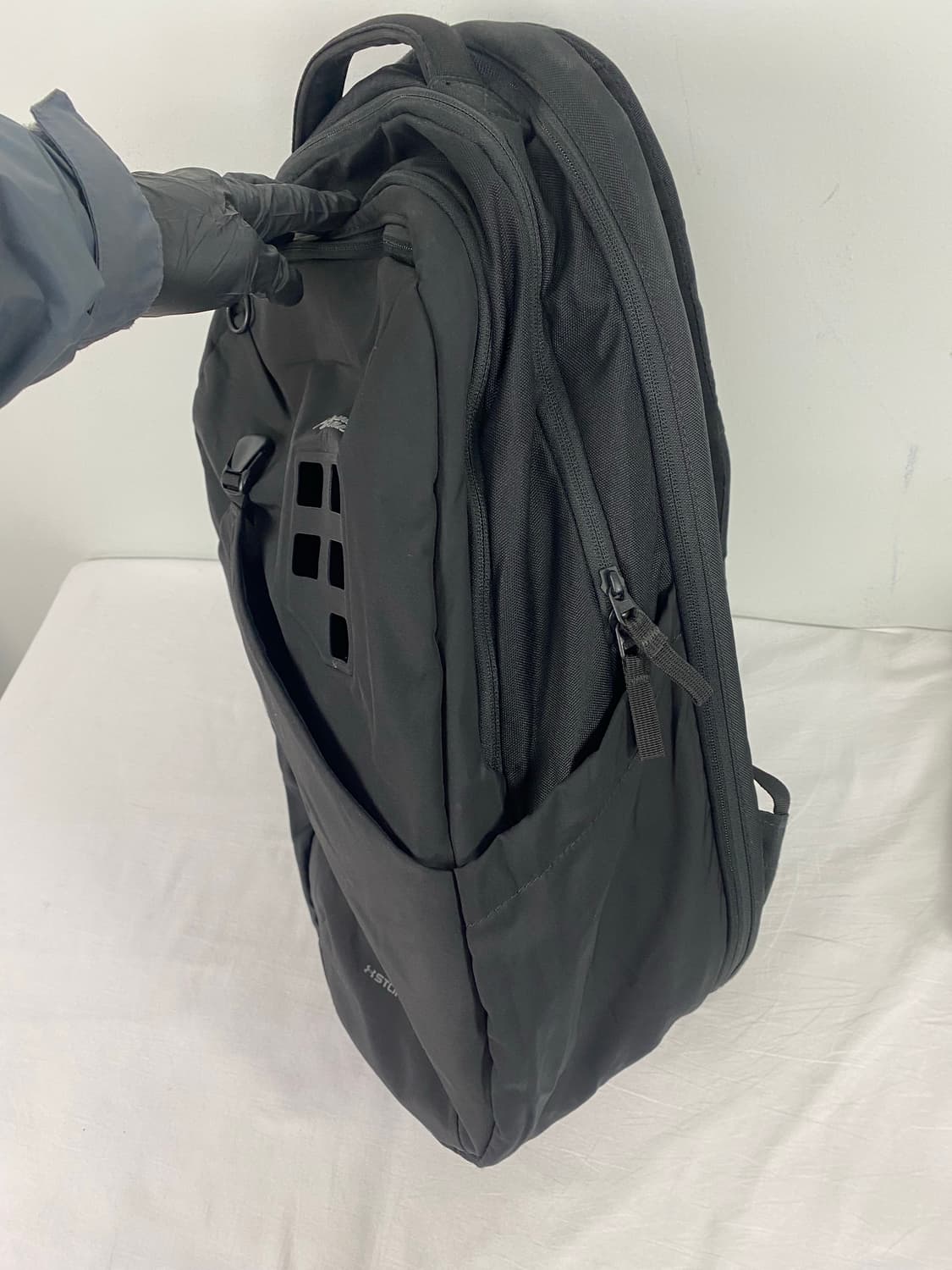 언더아머 UA 가디언 2.0 백팩 <97> 상품이미지3