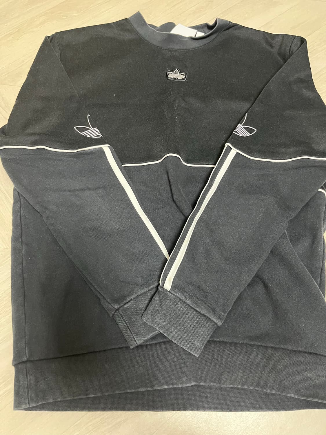 아디다스 맨투맨 L 상품이미지1