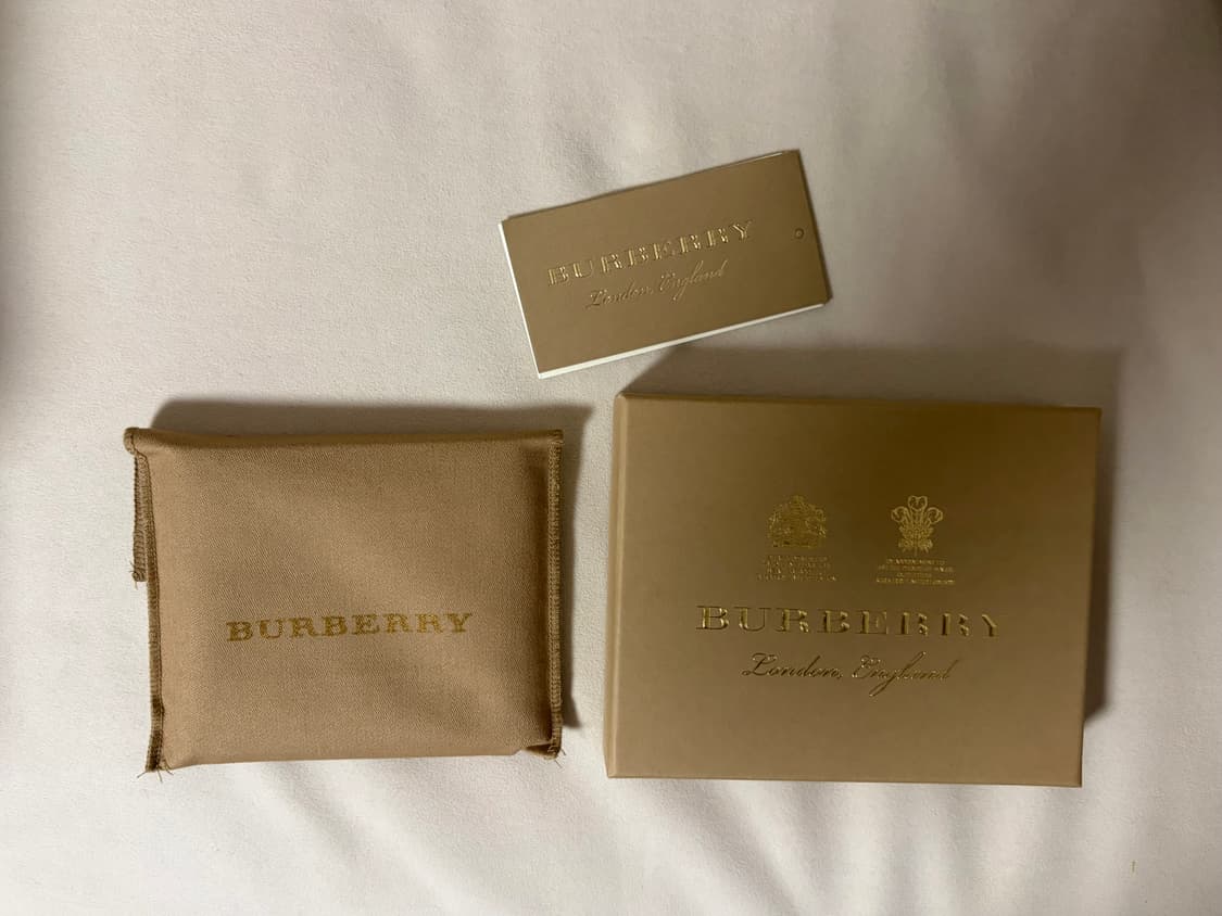 버버리 그래피티 반지갑 상품이미지5