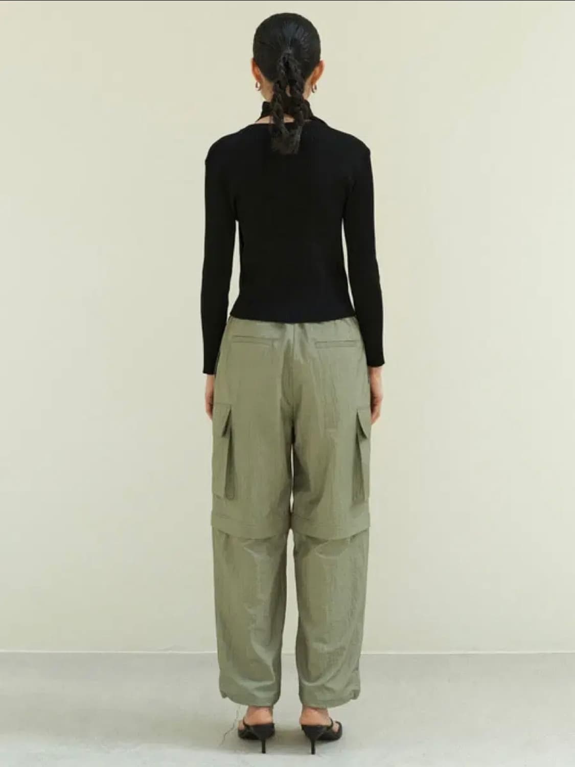 블러썸 에이치 컴퍼니 니트 머플러 집업 상품이미지4