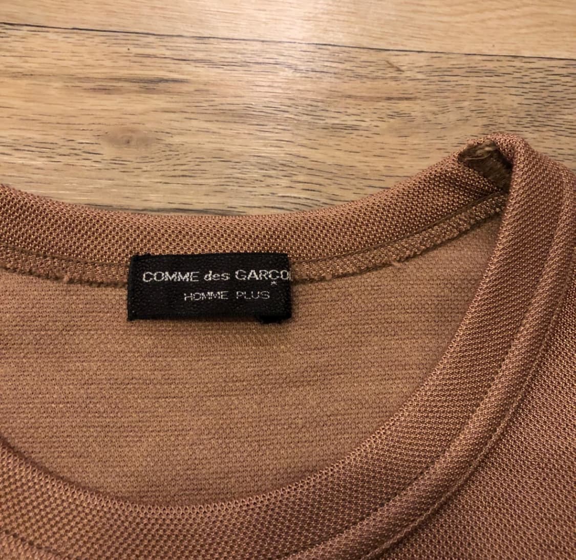 꼼데가르송 옴므 플러스 로고 반팔 티셔츠 상품이미지4