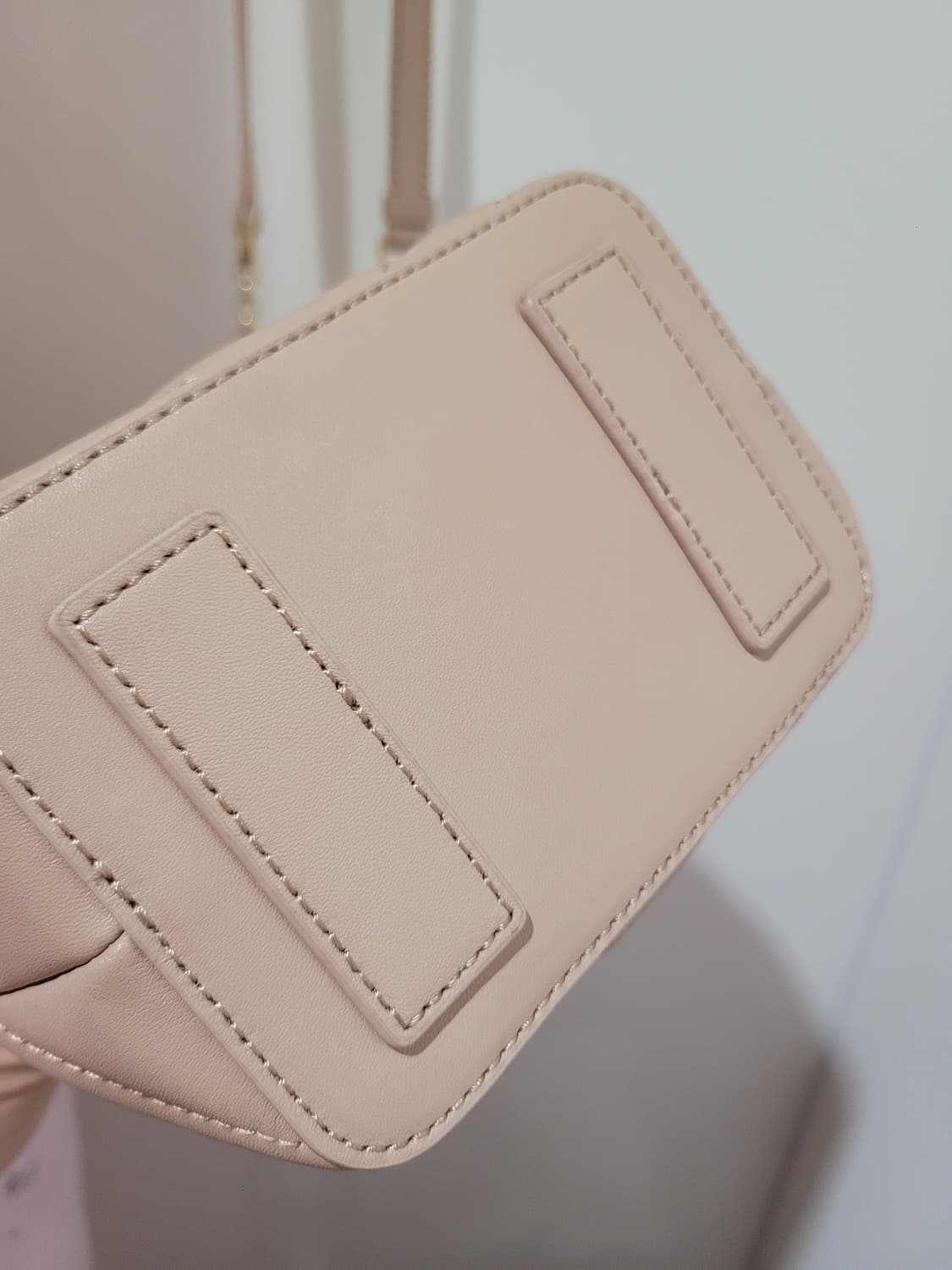 오스트카카OSTKAKA 퀼팅 버킷백 리카 미니 베이지 상품이미지7