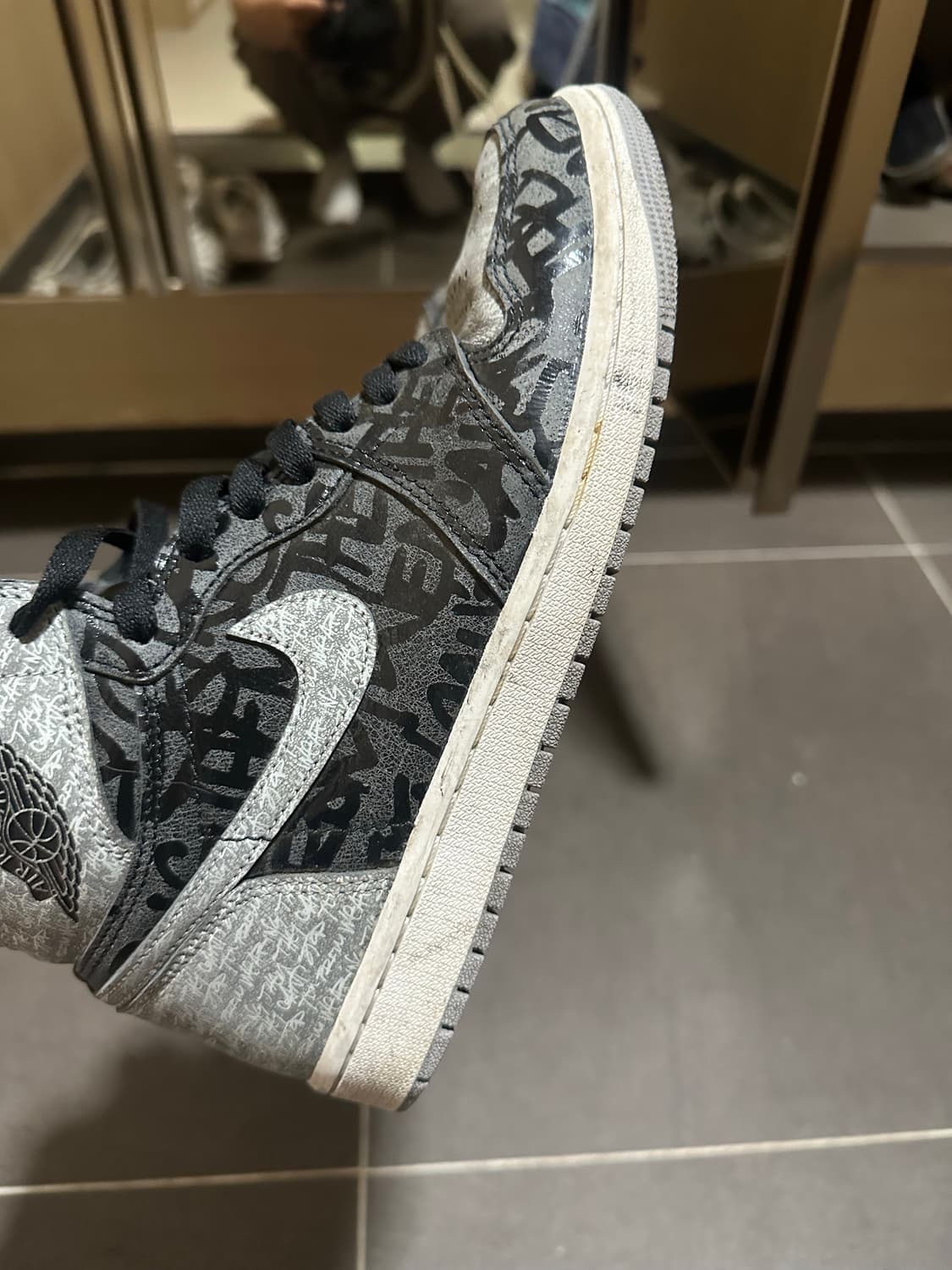 조던 1 레트로 하이 OG 리벨리어네어 260 상품이미지5