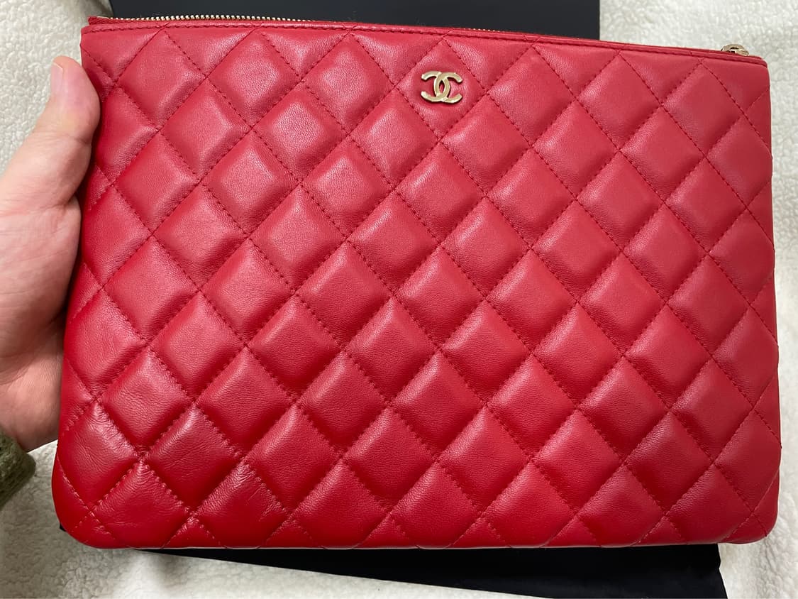 샤넬 램스킨 핫핑크 금장 미듐 클러치 상품이미지2