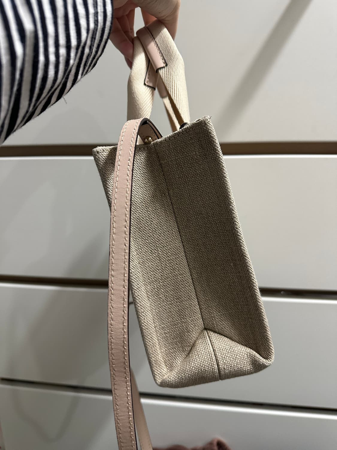 끌로에 우디백 스몰 토트백 상품이미지2