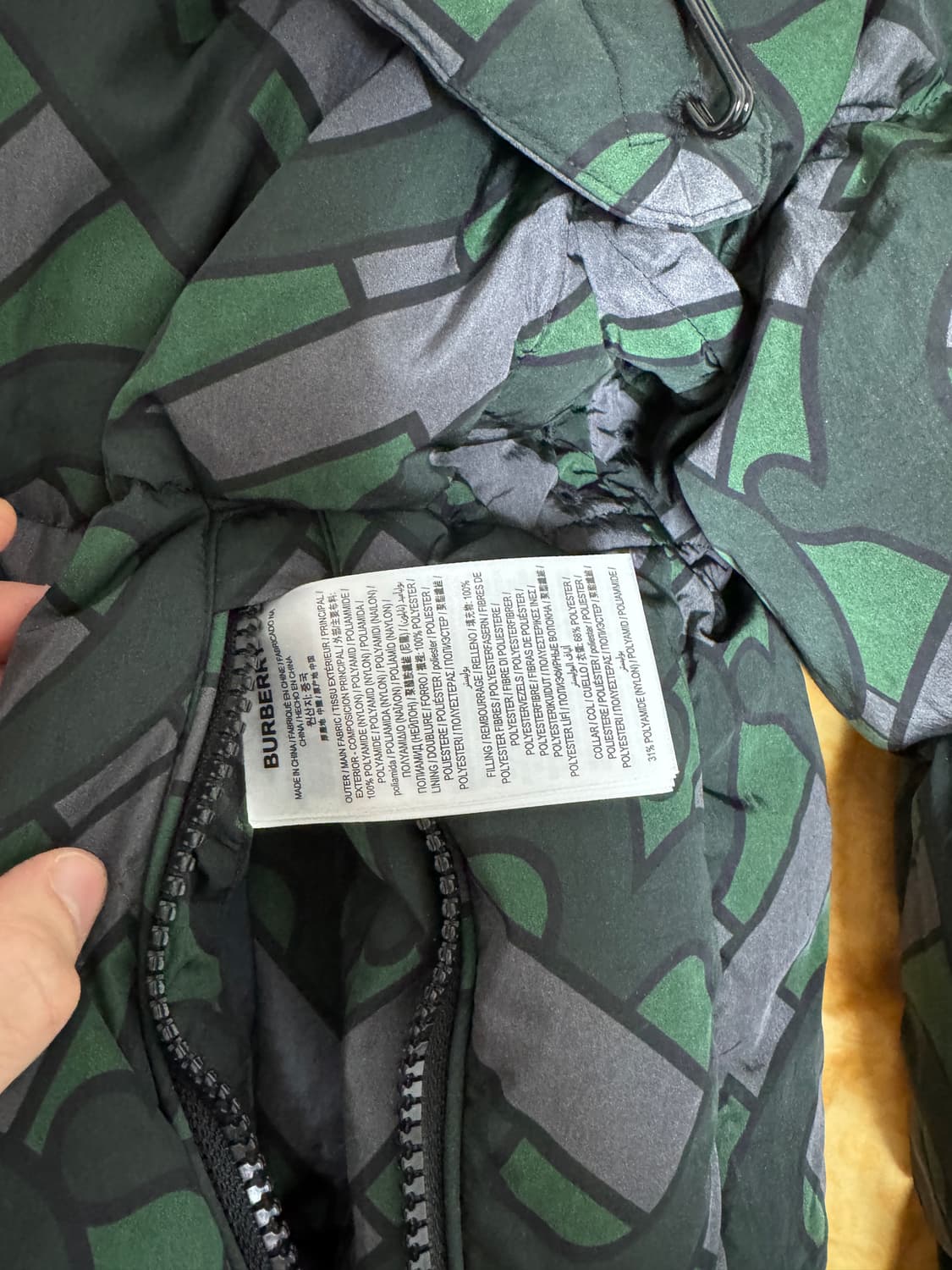 정품 버버리 모노그램 패딩 점퍼 자켓 상품이미지9