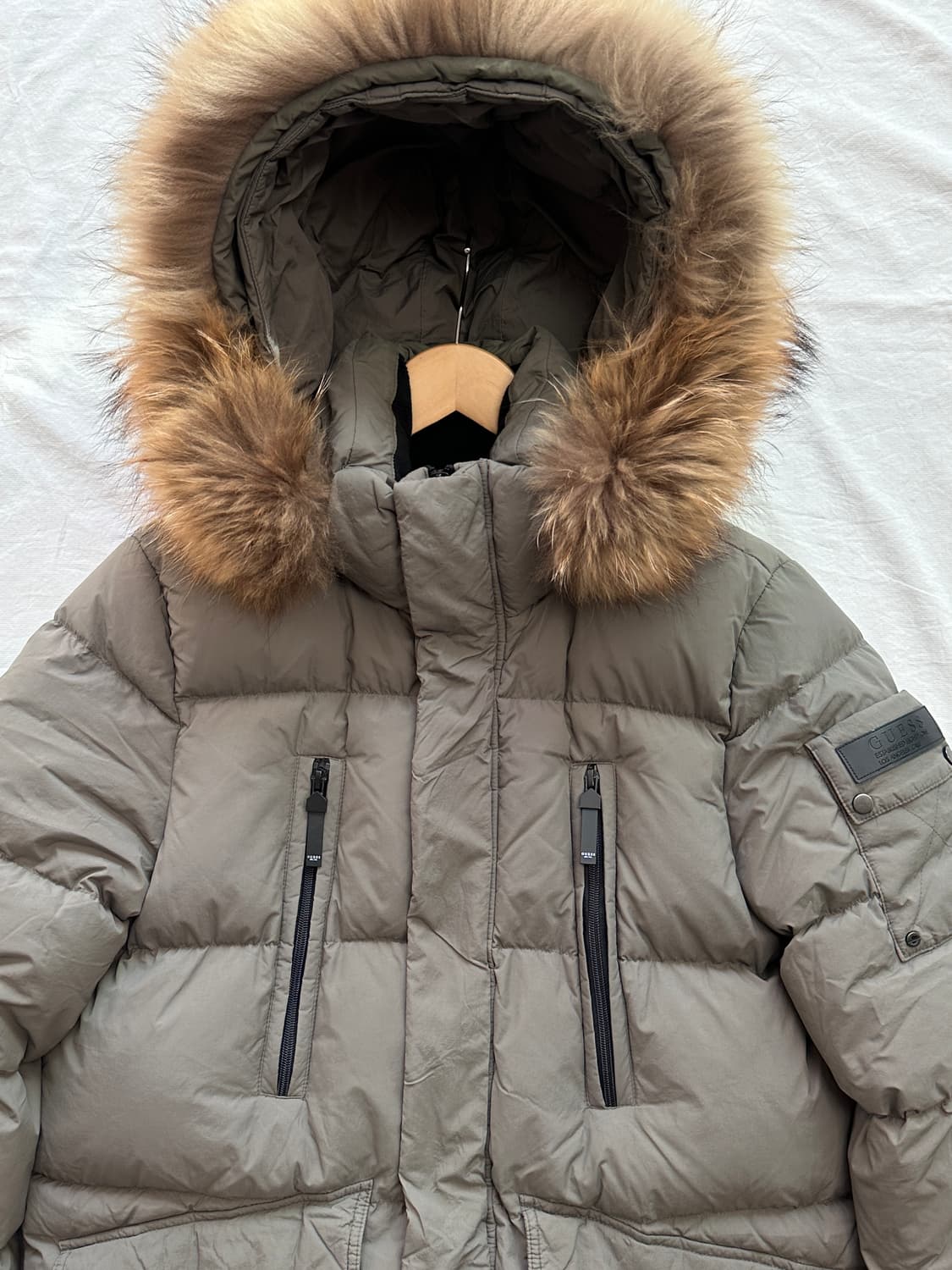 게스 구스다운 남성패딩 상품이미지2