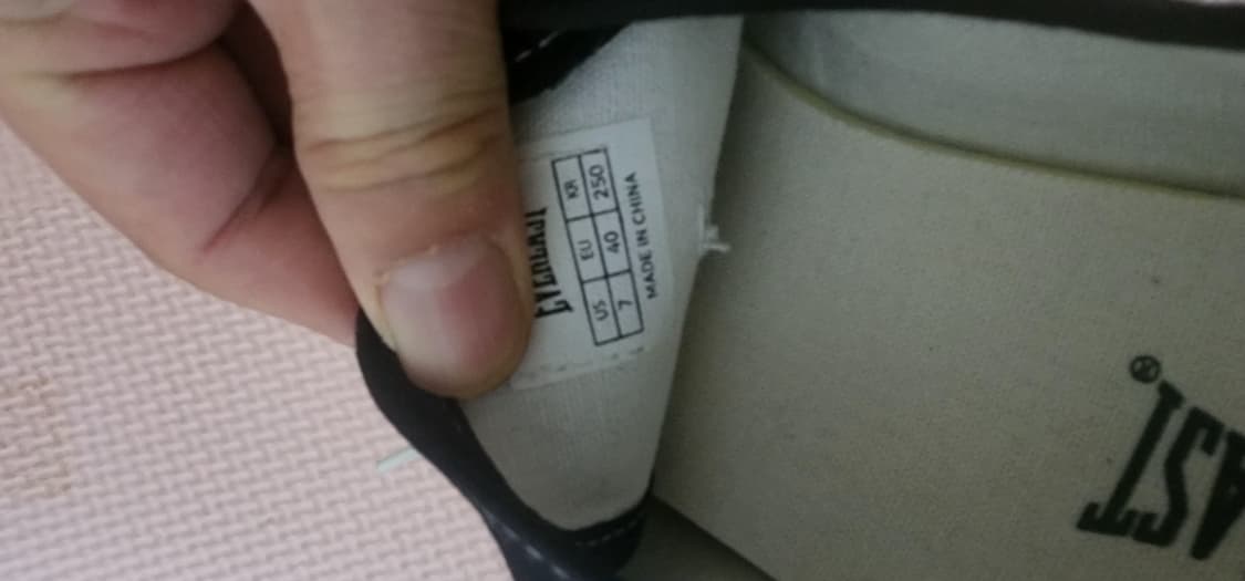 에베러스트 여성 스니커즈 운동화 250 상태굿 상품이미지6