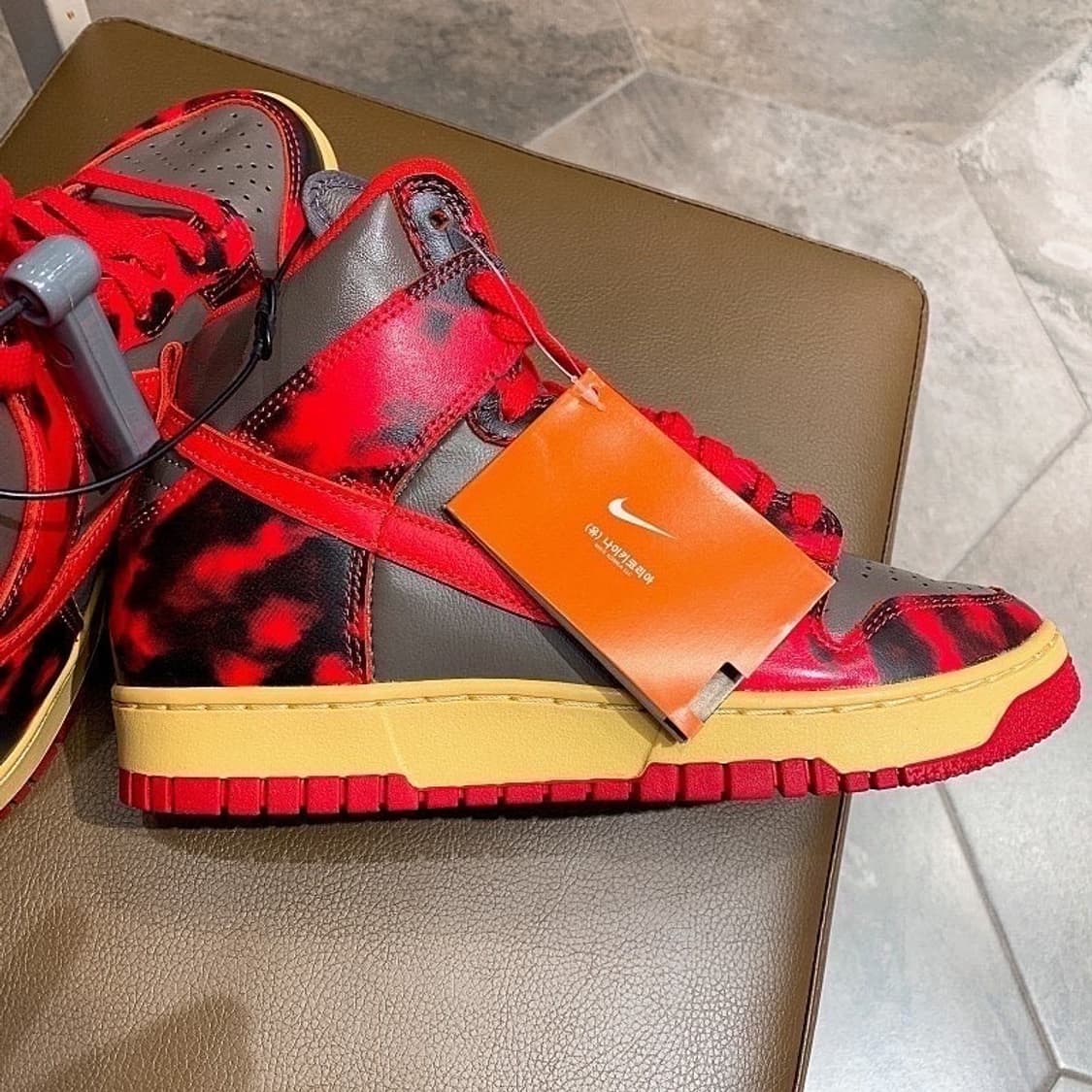 (정품/새상품) 나이키 남성 덩크 하이 칠리 레드 상품이미지2