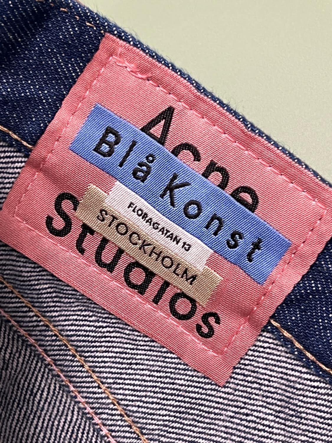 (26/32) 아크네스튜디오 슬림핏 중청 데님 팬츠 상품이미지4