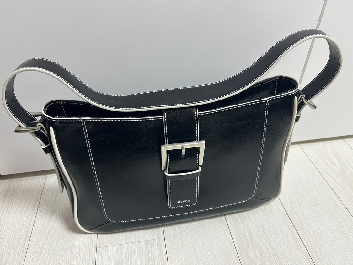 시엔느 Opera Square Bag 블랙 오페라 스퀘어백 상품이미지2