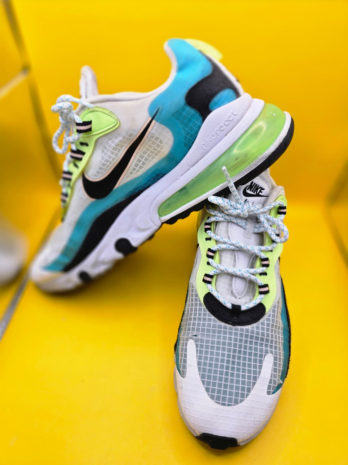 나이키 에어맥스 270 리액트 흰파 형광운동화285 상품이미지1