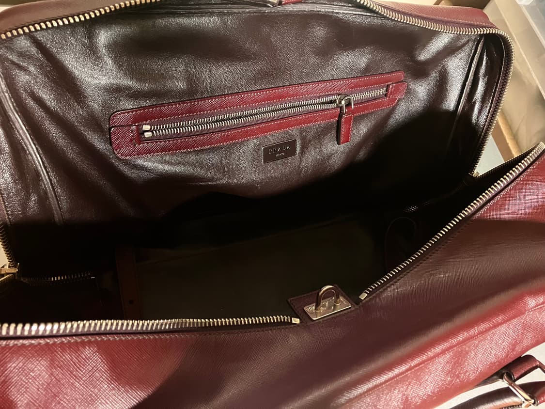 프라다 버건디 백 상품이미지4