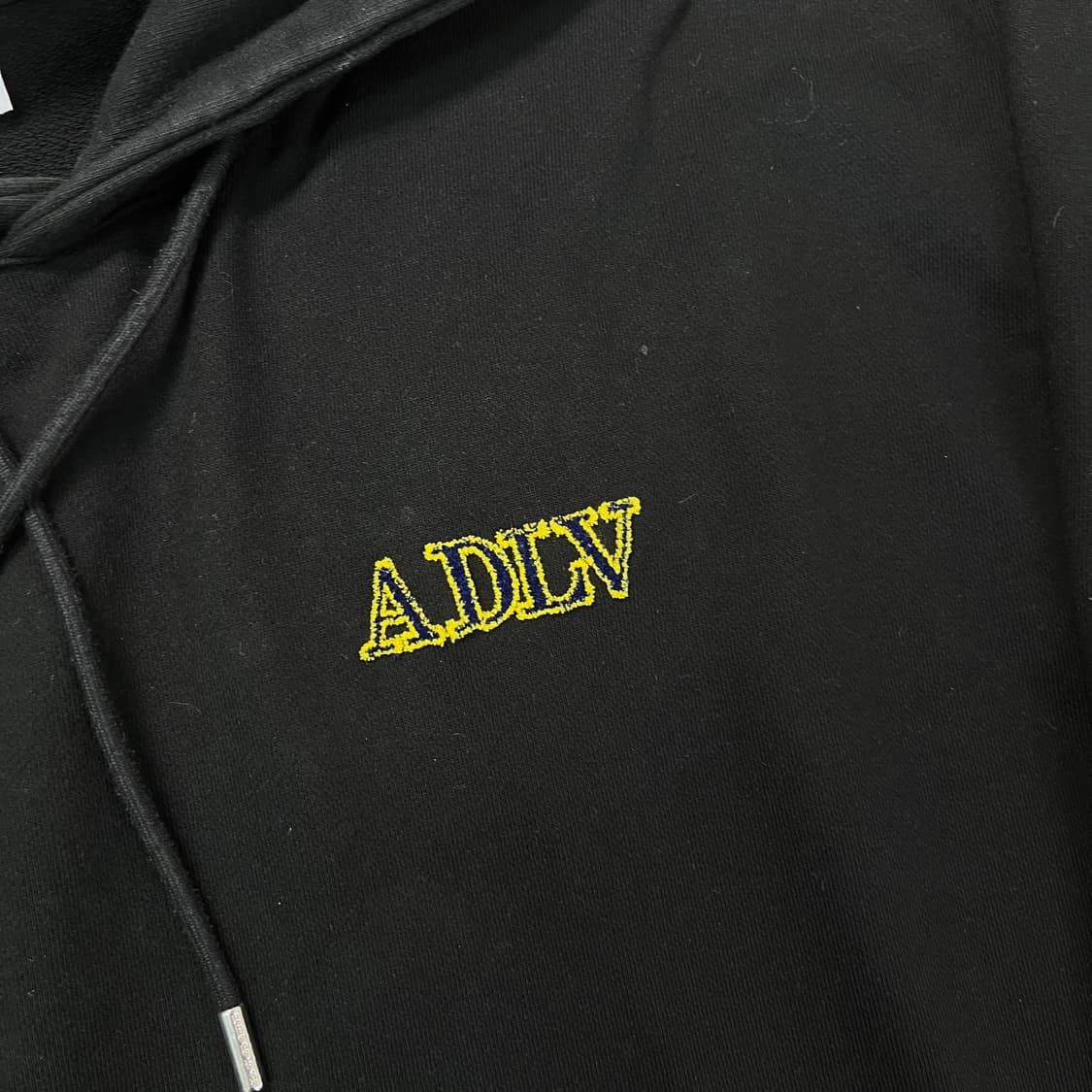 105 아크메드라비 자수로고 후드티 상품이미지3