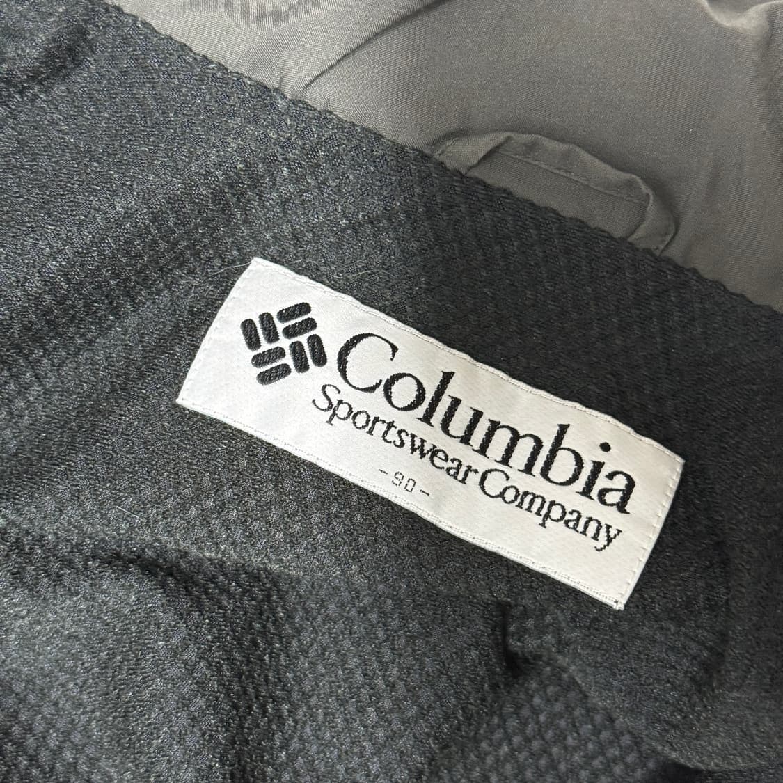 콜럼비아 고어텍스 바람막이 차콜 상품이미지6