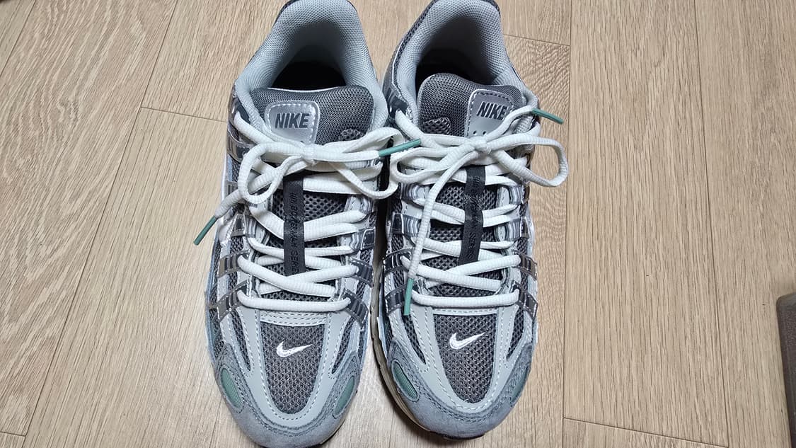 나이키 P6000 그레이/카키 225 상품이미지1