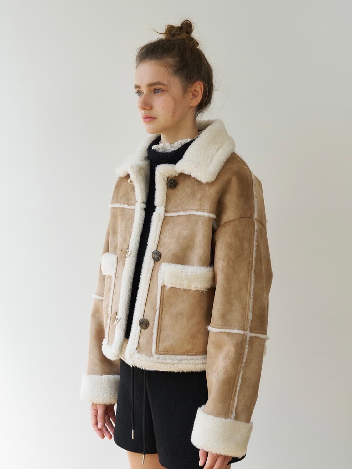 아카이브제이투유 넛츠 숏 무스탕 상품이미지2