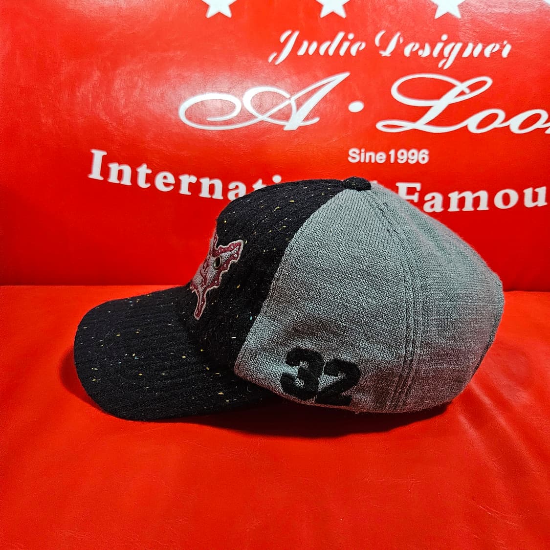 본터치(Vondutch) Y2k 빅로고 니트 블럭 볼캡  상품이미지3