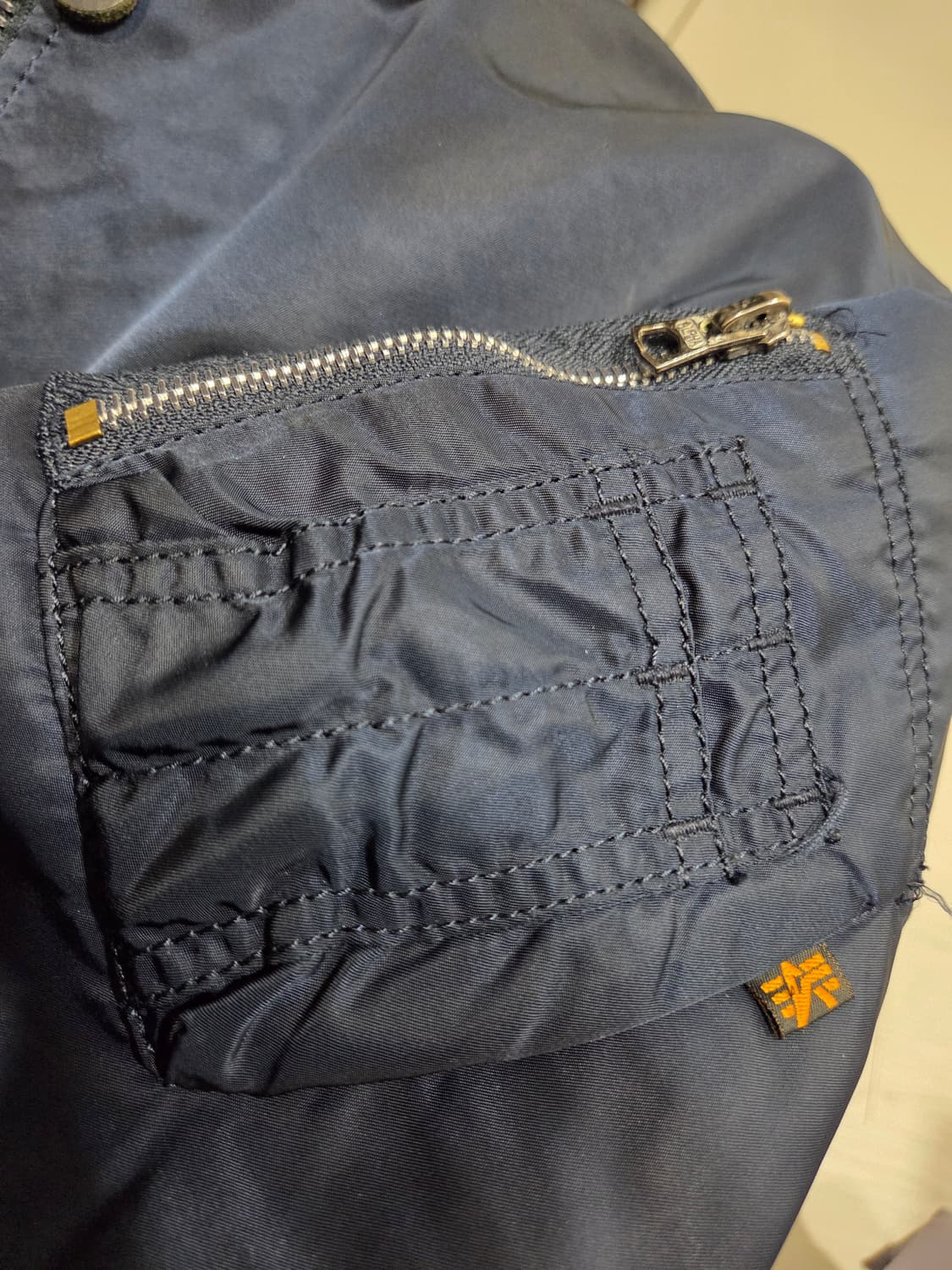 알파인더스트리 Ma-1 jacket 상품이미지3