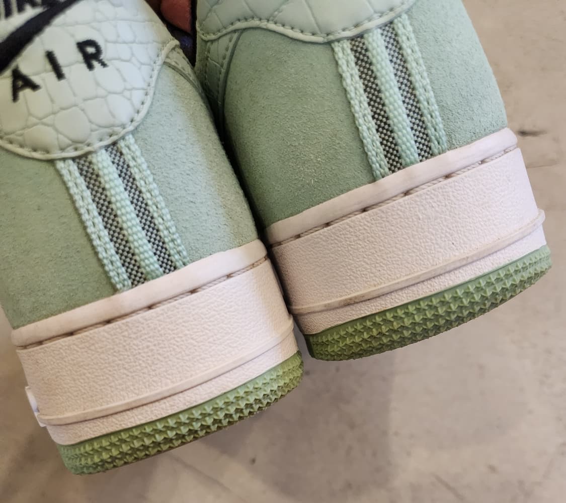 나이키 에어포스1 에나멜그린 상품이미지3