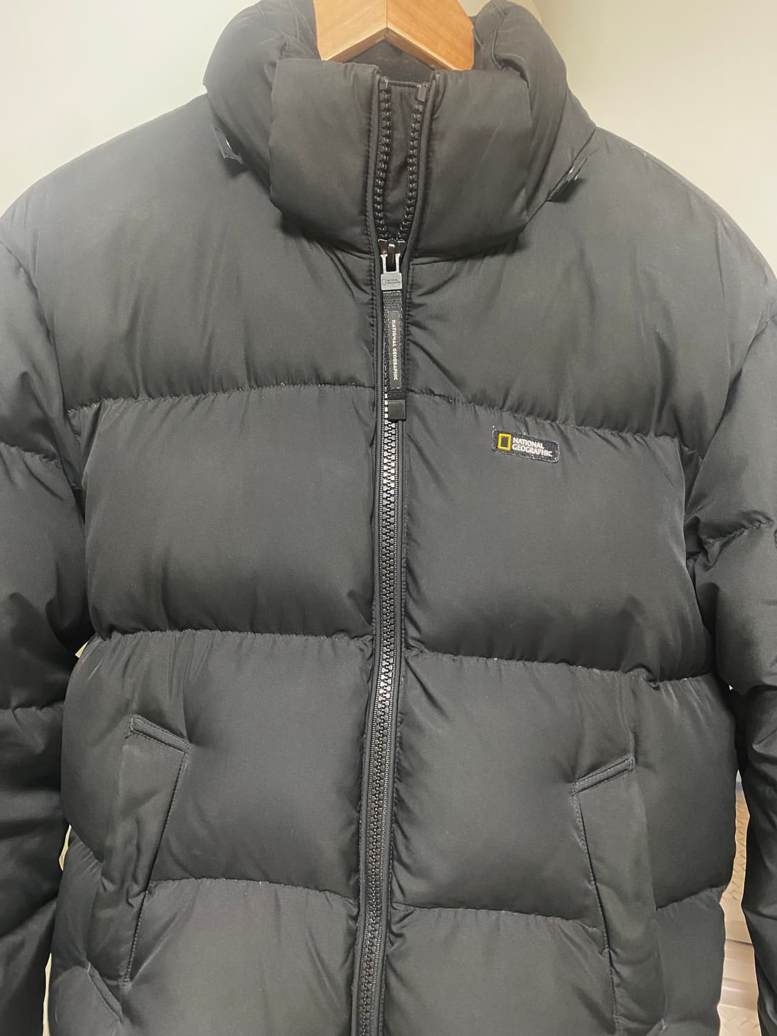 내셔널지오그래픽 블랙 다운 패딩 M 상품이미지4