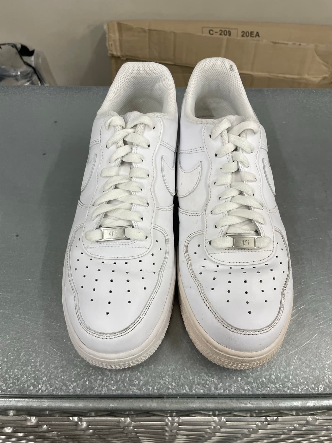 나이키 에어포스 1 로우 화이트 270 상품이미지5