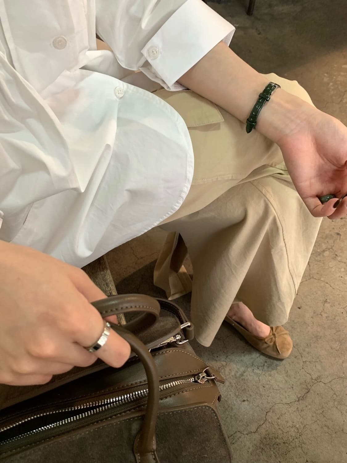 핀턱 라운드카라 블라우스 셔츠 상품이미지7