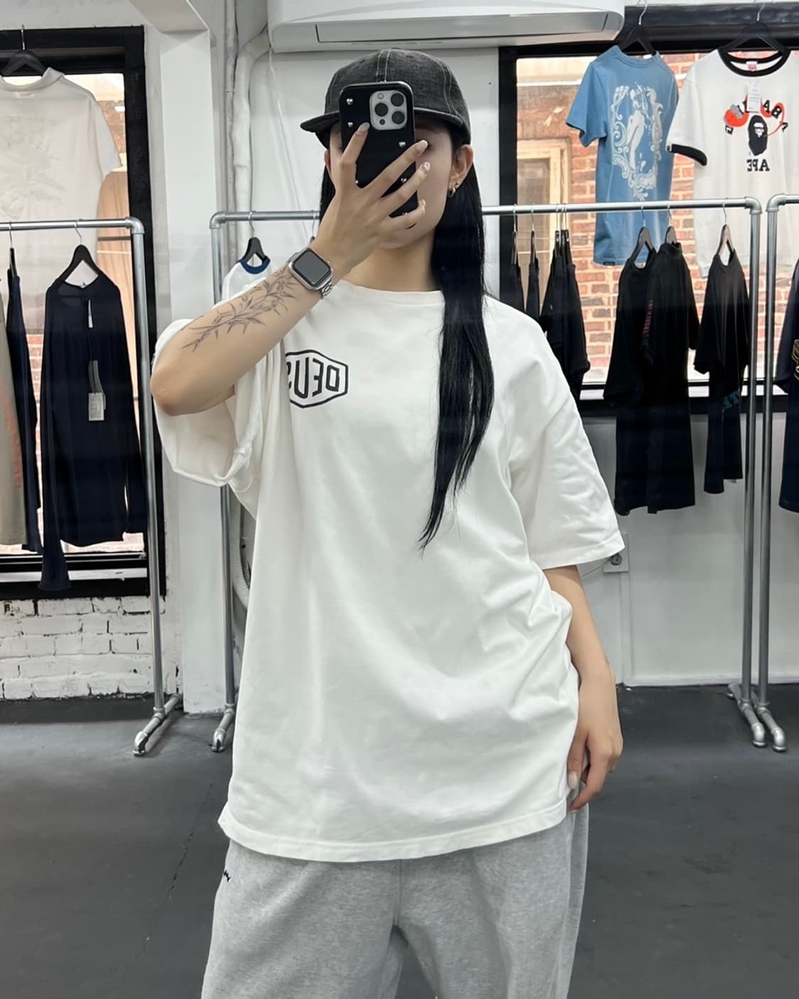 데우스 서울 티셔츠 상품이미지2