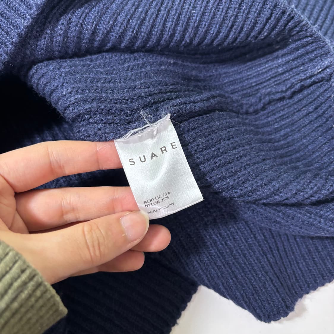 L 수아레 네이비 크루넥 케이블니트 상품이미지5