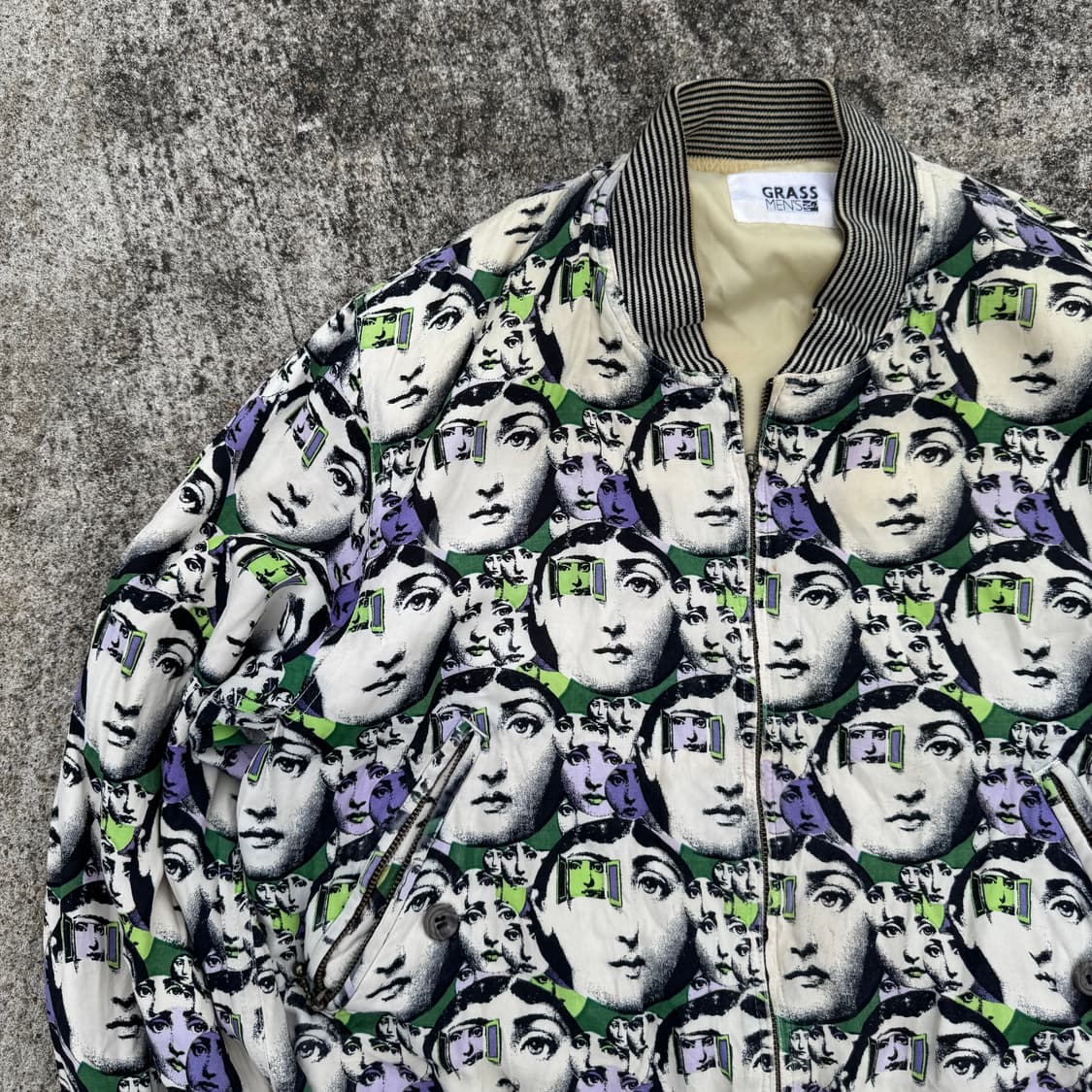 [L] 90s Grass Men's 아트 그래픽 봄버 자켓 상품이미지4