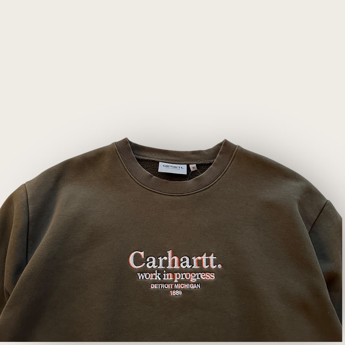 칼하트 wip 올리브그린 맨투맨 상품이미지2