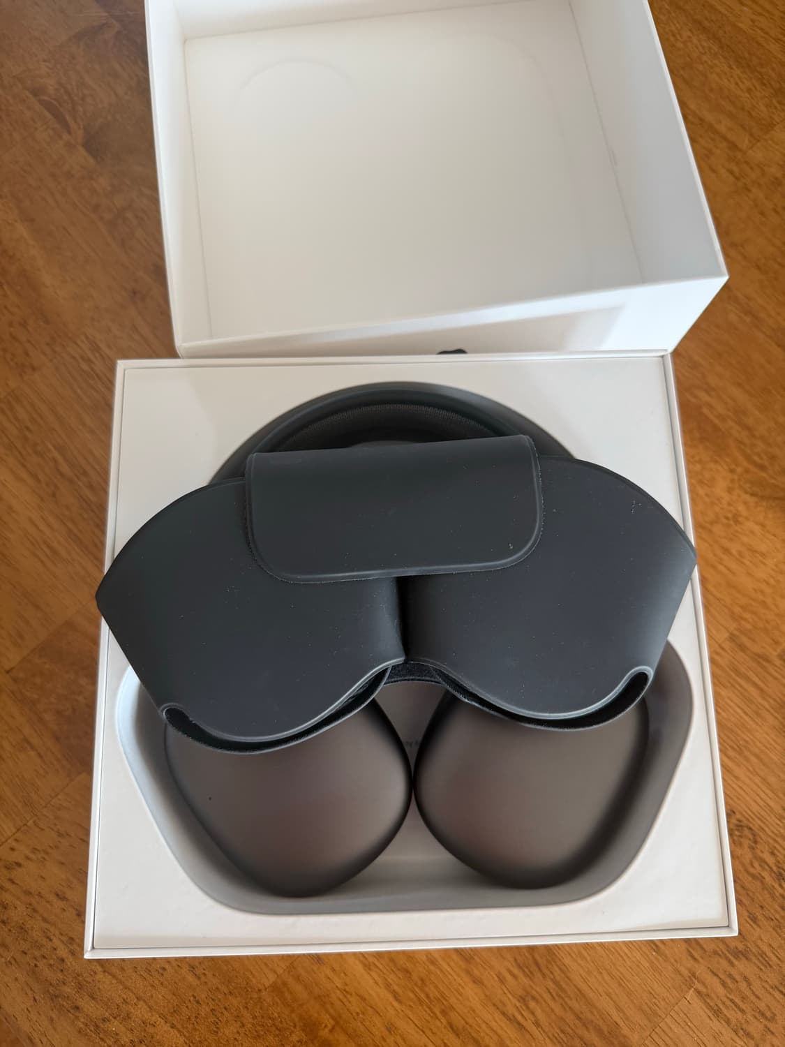 에어팟 맥스 스페이스 그레이 / 라이트닝 충전 상품이미지3