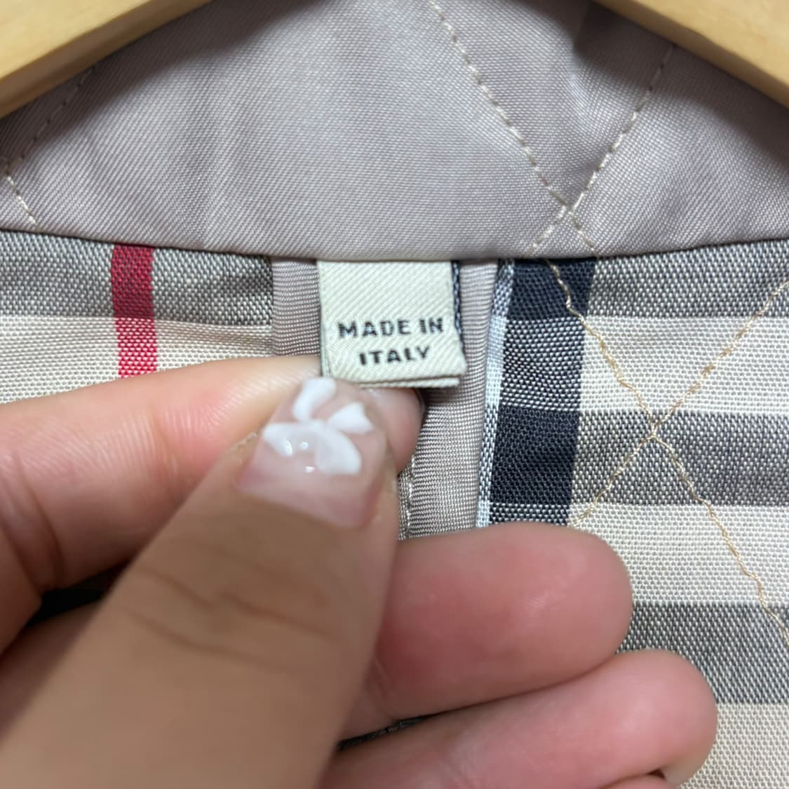 3827 버버리 베이지 퀄팅 노바체크 자켓 상품이미지6