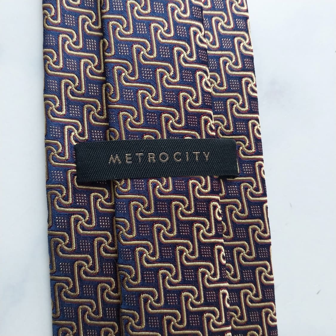 메트로시티 실크 브라운 패턴 넥타이 8.8cm A+등급 K2249
 상품이미지9