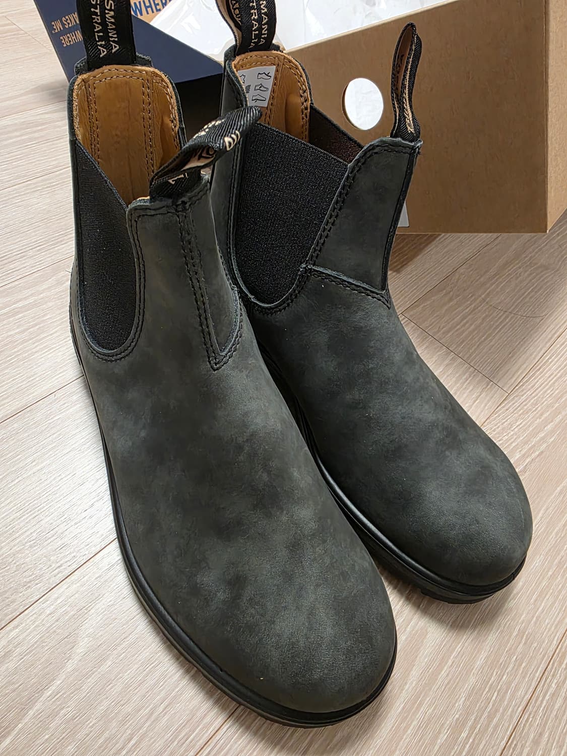 블런드스톤 Classic #587 러스틱블랙 UK 7.5팔아요 상품이미지1