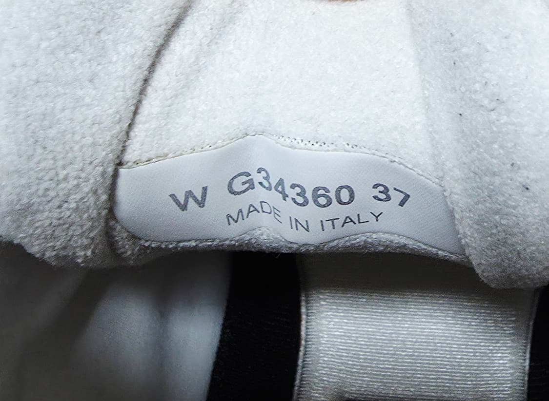 샤넬  크루즈 스니커즈  37 정품 상품이미지5