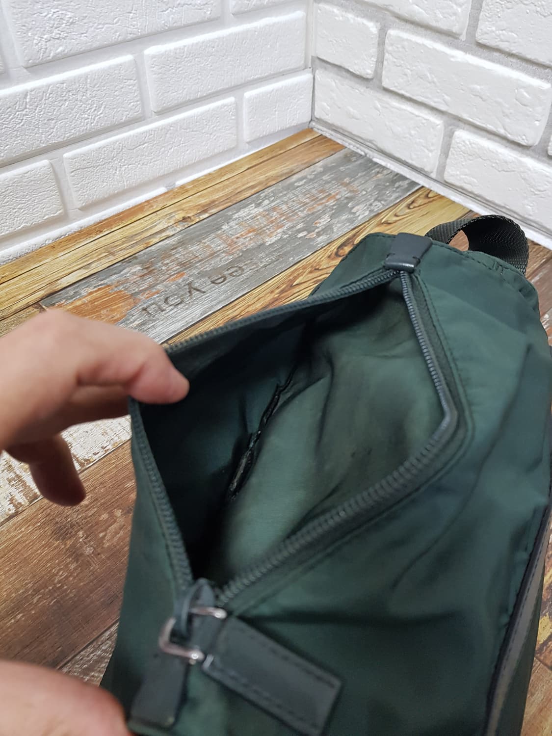 [정품] 프라다 테수토 메신저백 카키 상품이미지8