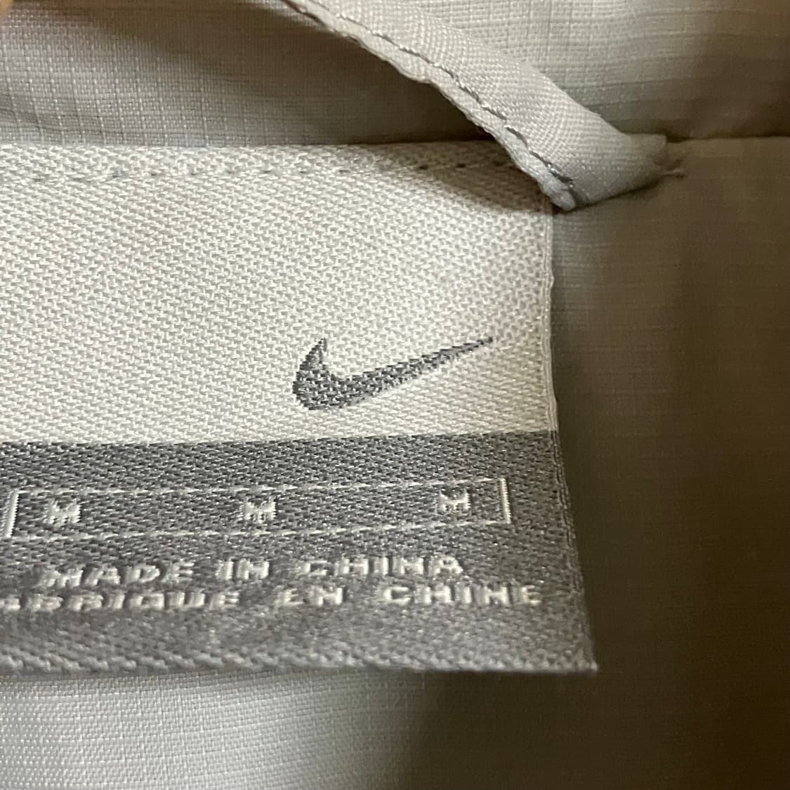 나이키 회색 바람막이 M 상품이미지3