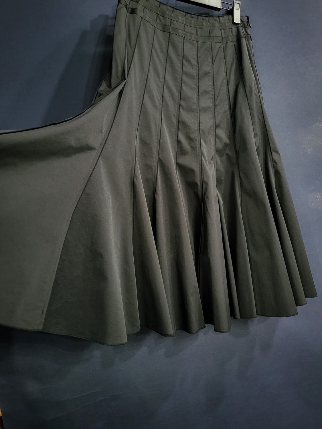 제니한 플레어 라인 스커트 상품이미지3